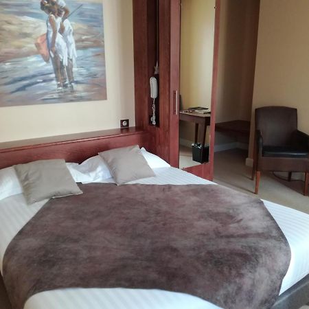 Logis Hotel Le Moulin De Chalons 르구아 외부 사진