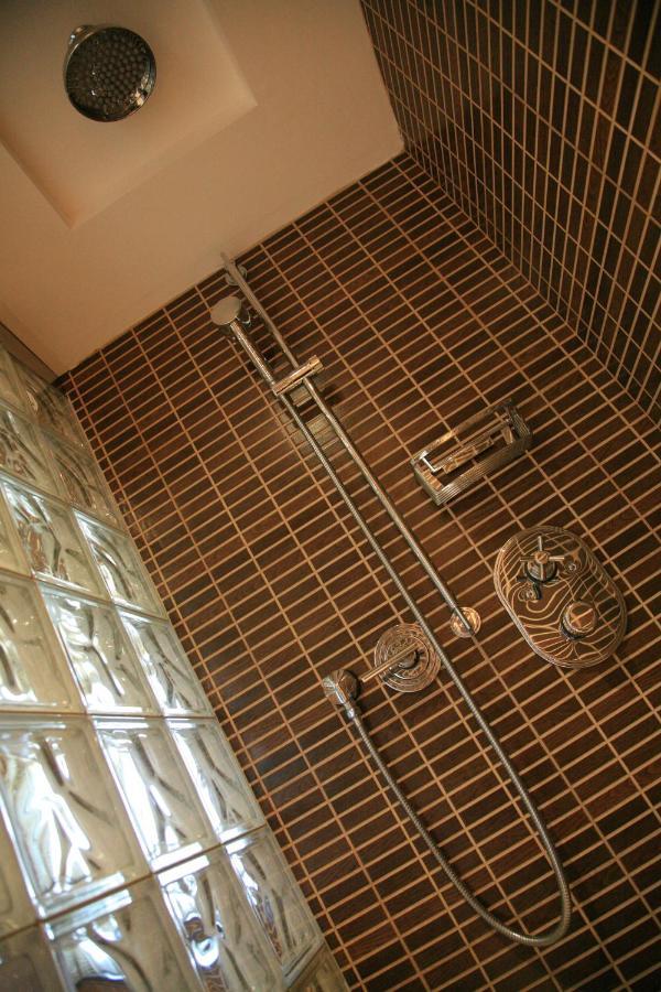 Logis Hotel Le Moulin De Chalons 르구아 외부 사진