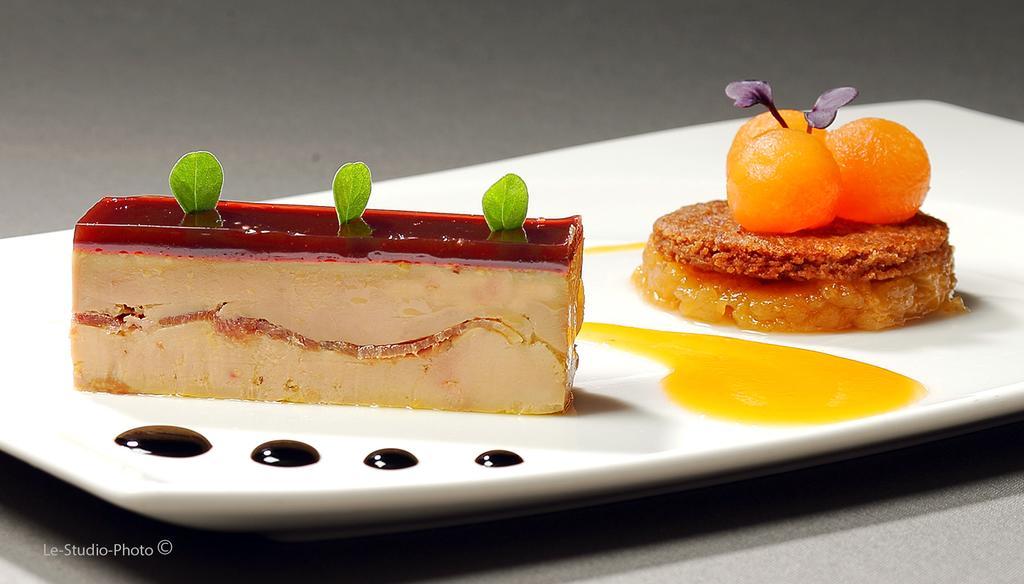 Logis Hotel Le Moulin De Chalons 르구아 외부 사진