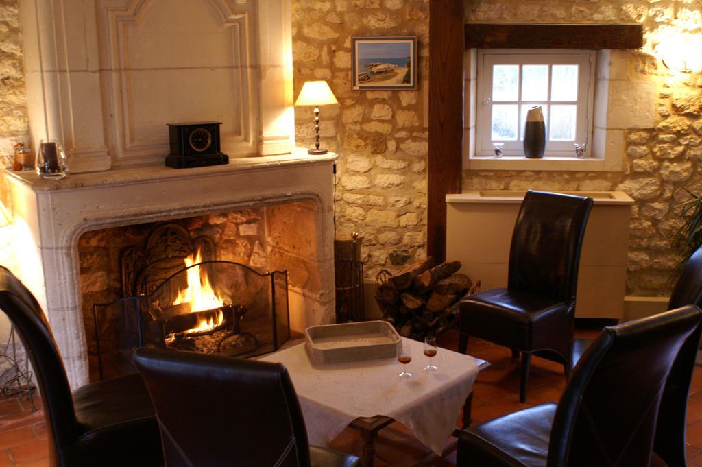 Logis Hotel Le Moulin De Chalons 르구아 외부 사진