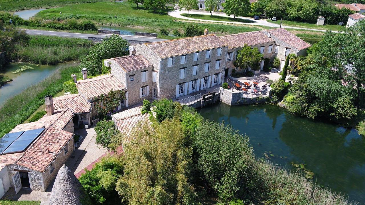 Logis Hotel Le Moulin De Chalons 르구아 외부 사진