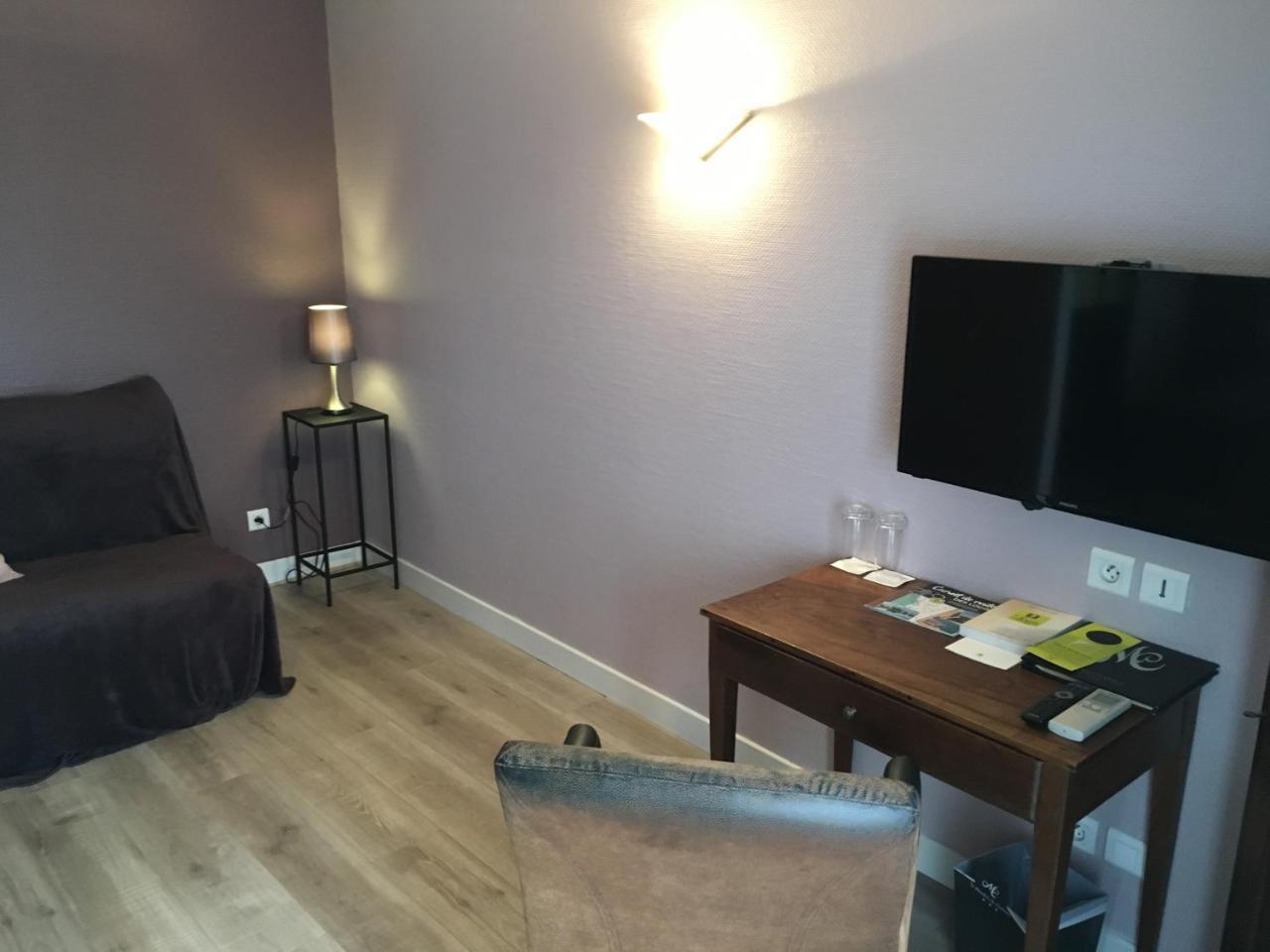 Logis Hotel Le Moulin De Chalons 르구아 외부 사진