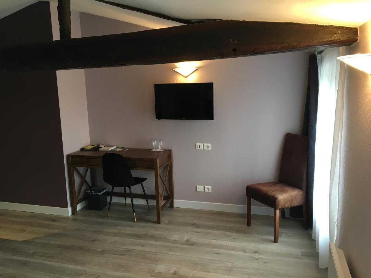 Logis Hotel Le Moulin De Chalons 르구아 외부 사진