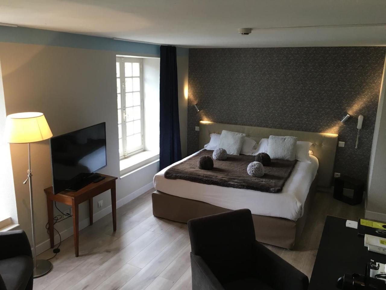 Logis Hotel Le Moulin De Chalons 르구아 외부 사진